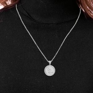 Elegant Silver Pendant Necklace